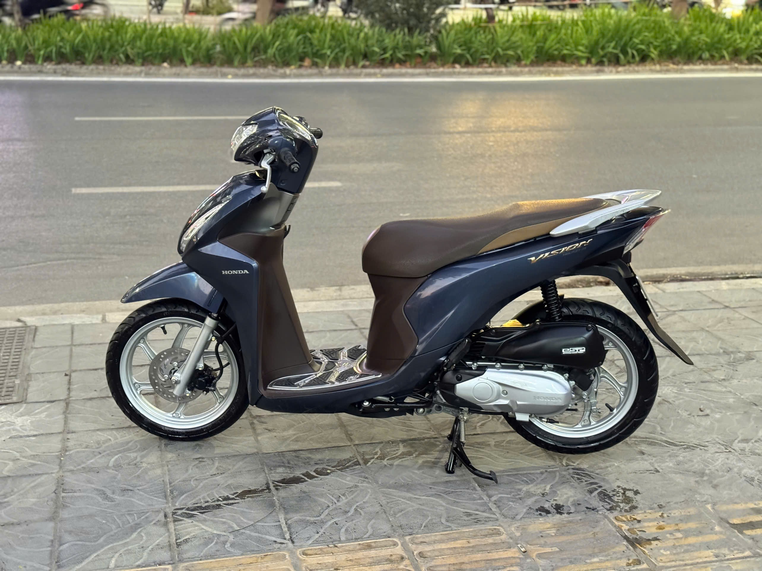 Vision 2020 xanh đá 29D2-42809