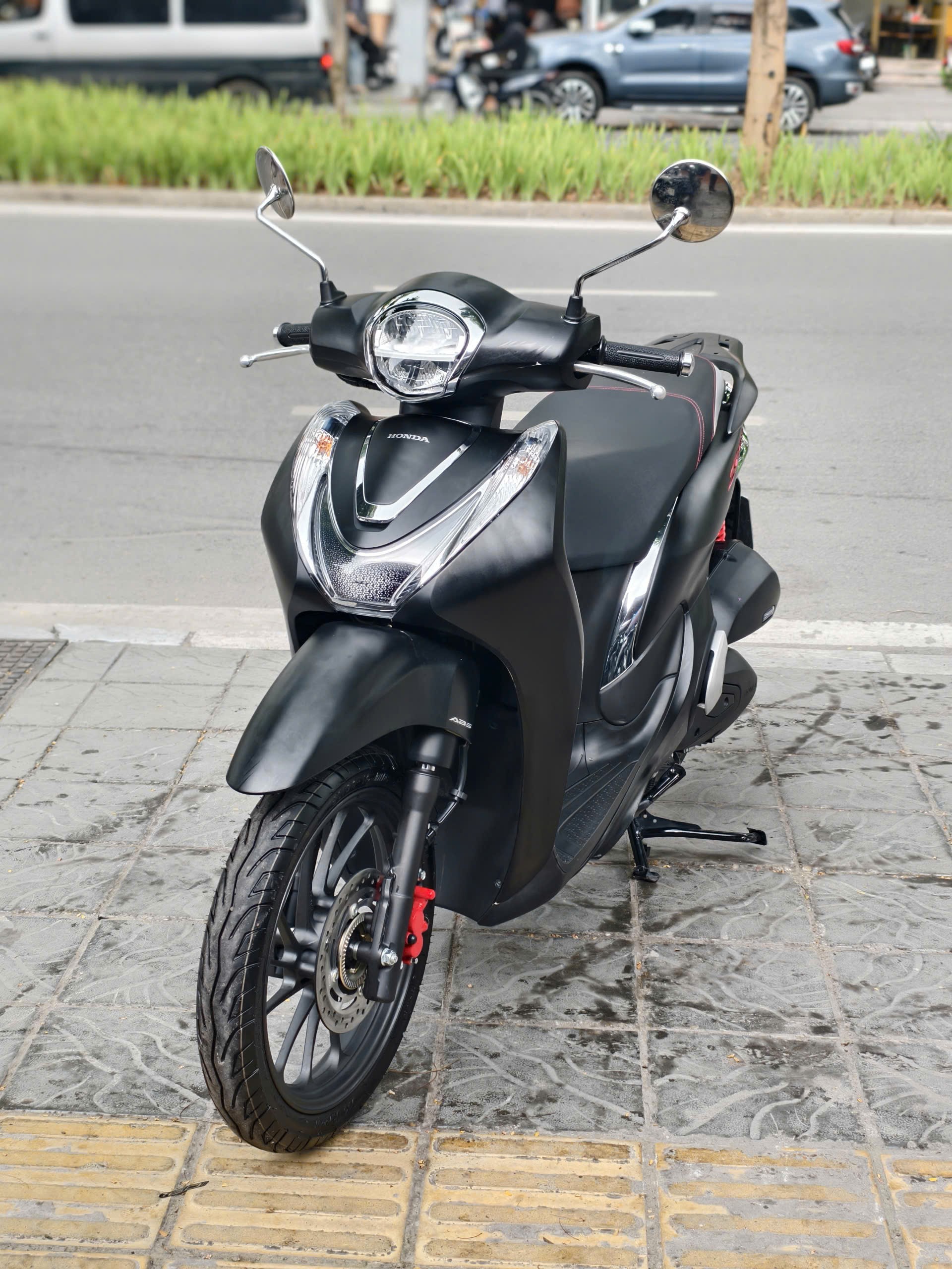 Shmode abs 2026 đen 29AF-20781