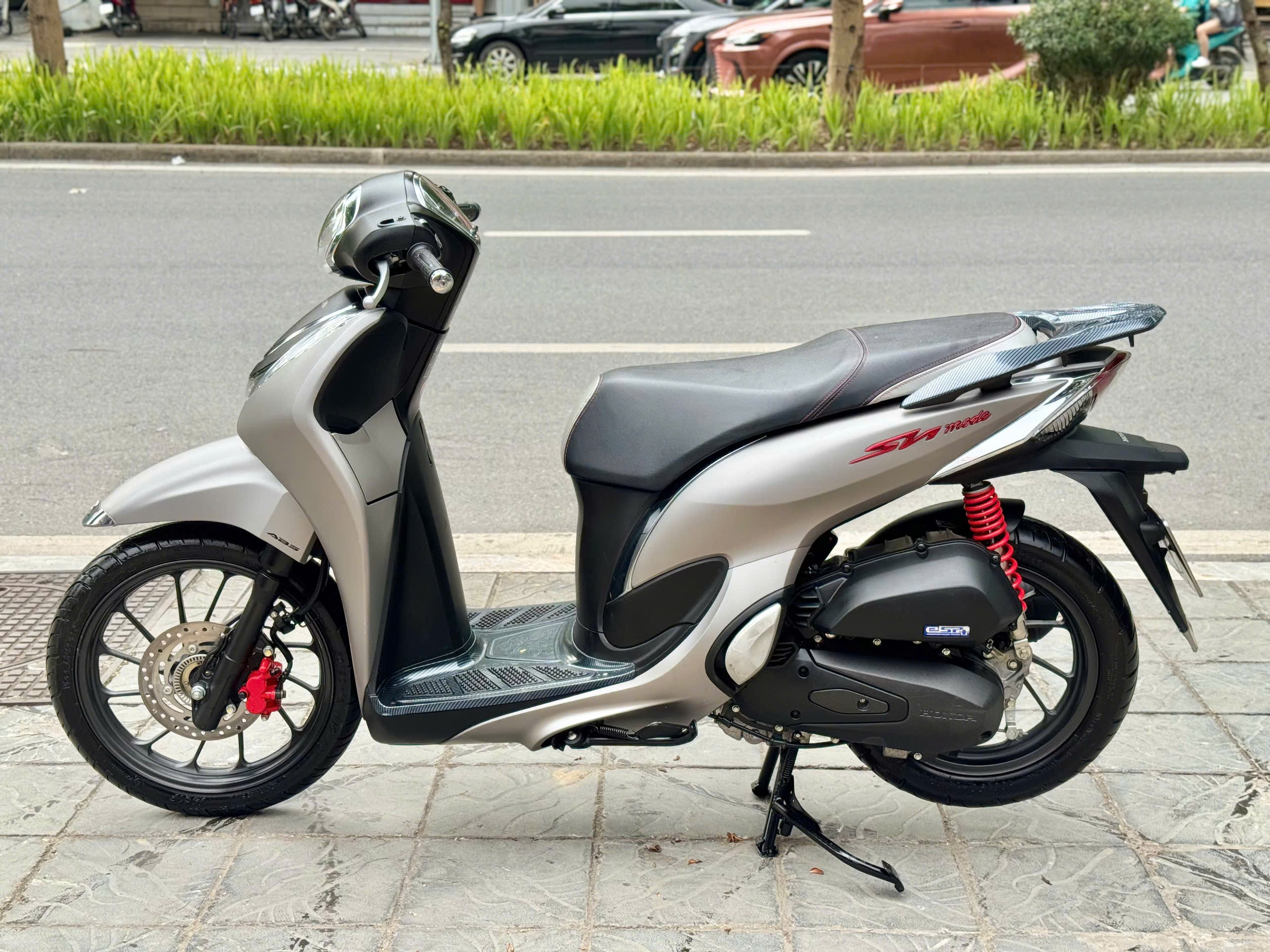 Shmode abs 2025 bạc 29AM-01281