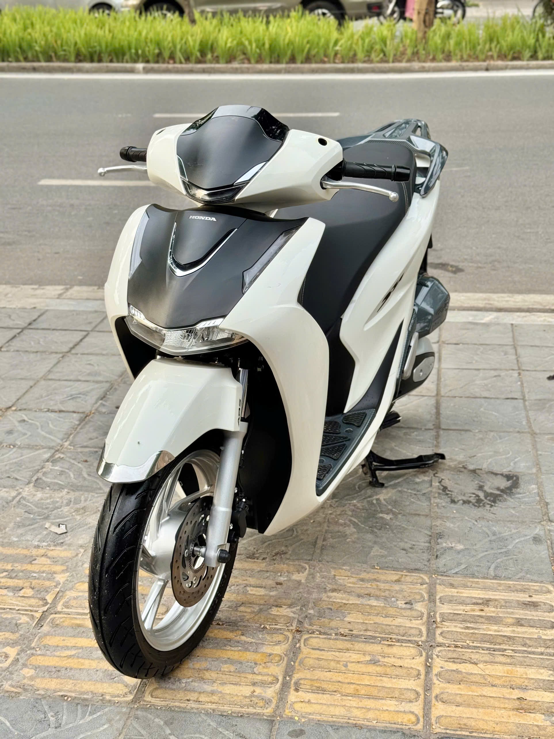 Sh125abs 2026 trắng 29AD-57429