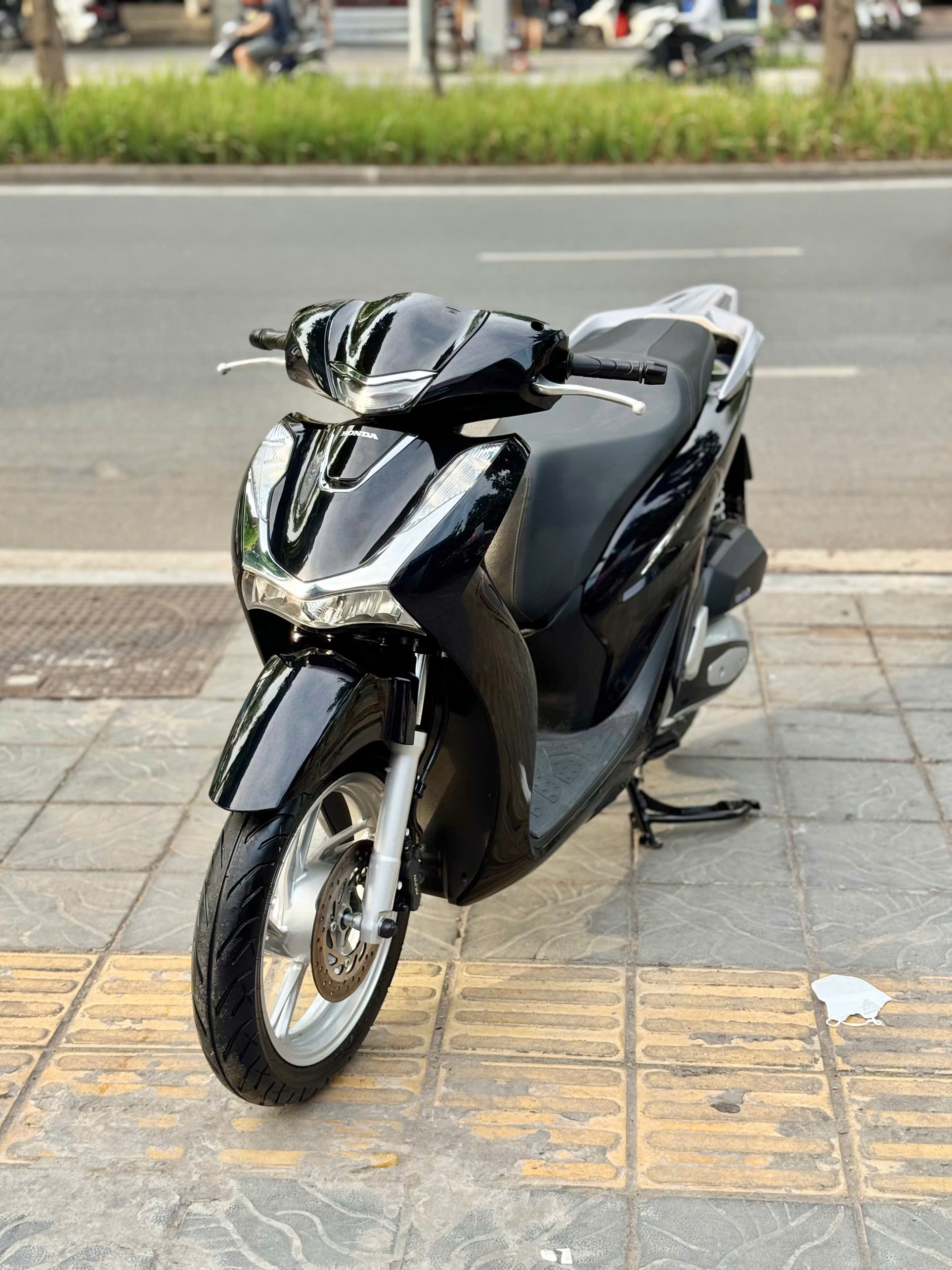 Sh160cbs 2025 đen bóng 29AX-11346