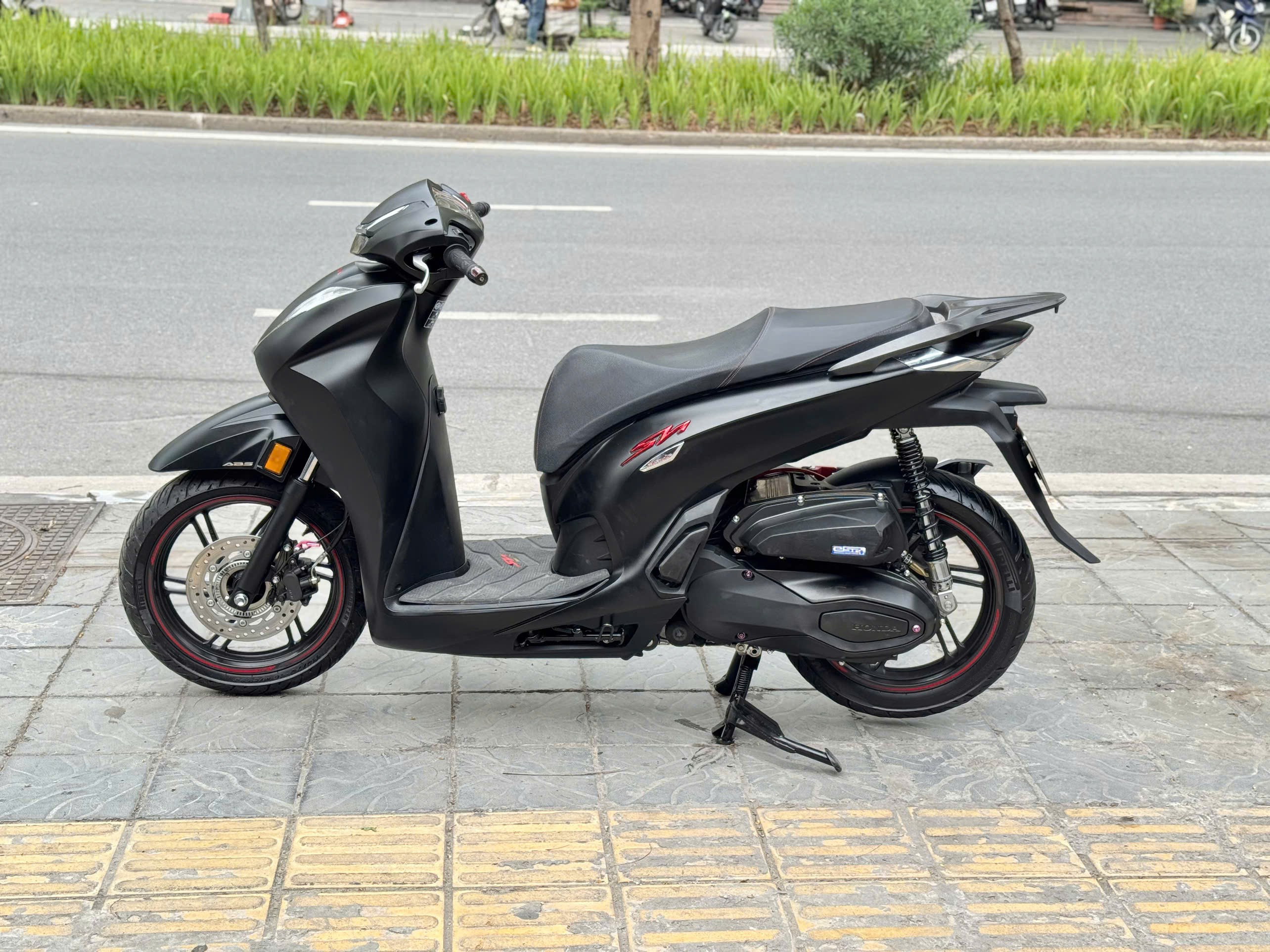 Sh350i 2023 đen nhám 29A1-23028
