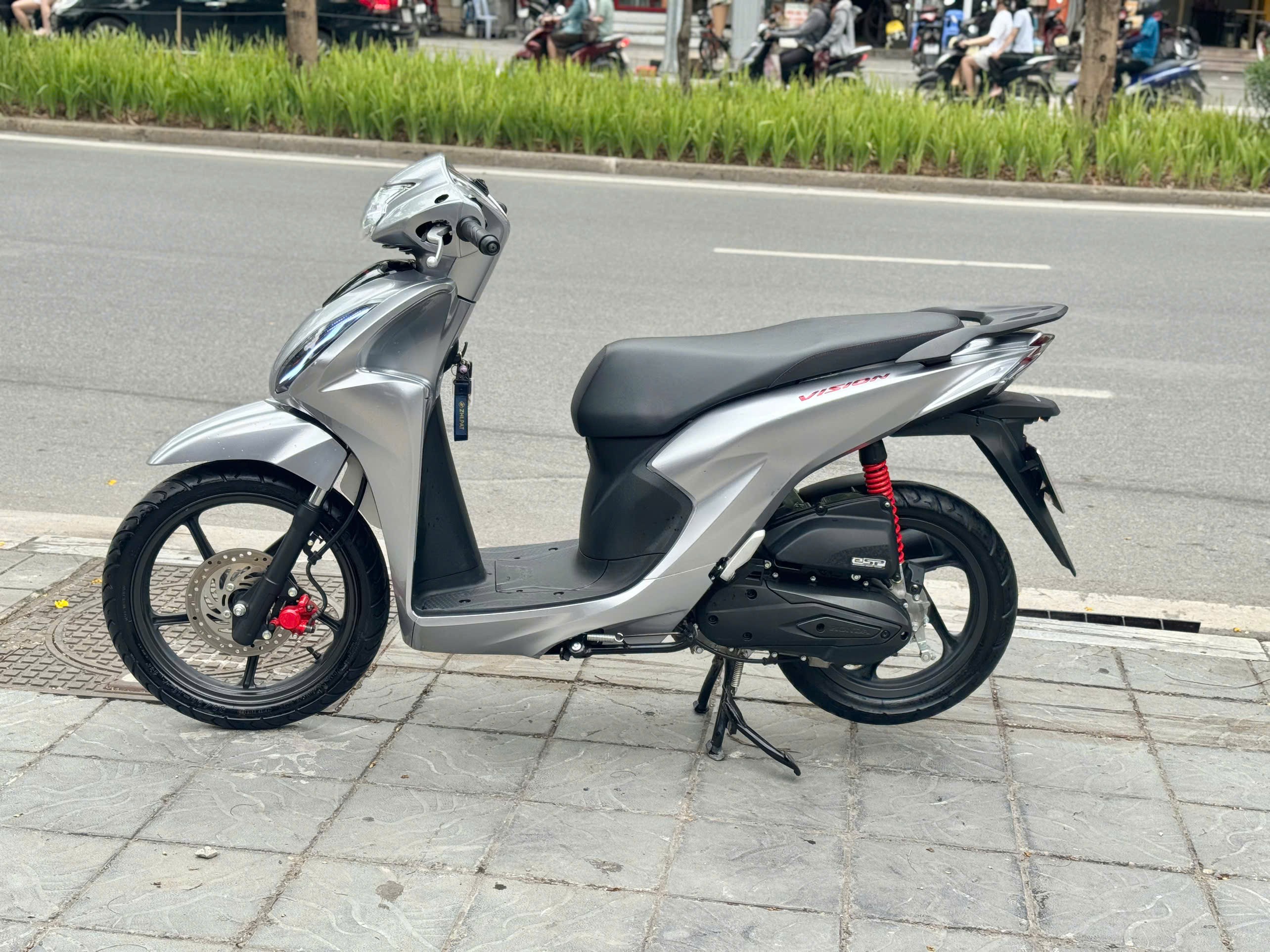 Vision 2026 bạc 36AC-99747