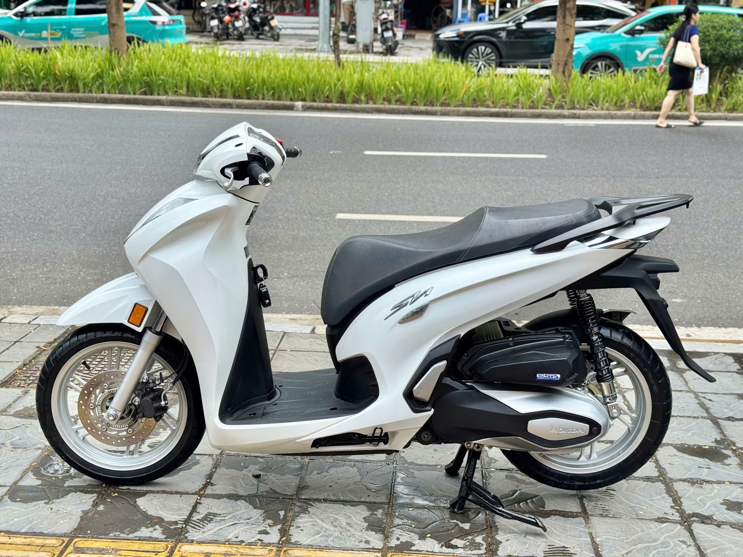 Sh350i 2021 trắng bao hồ sơ
