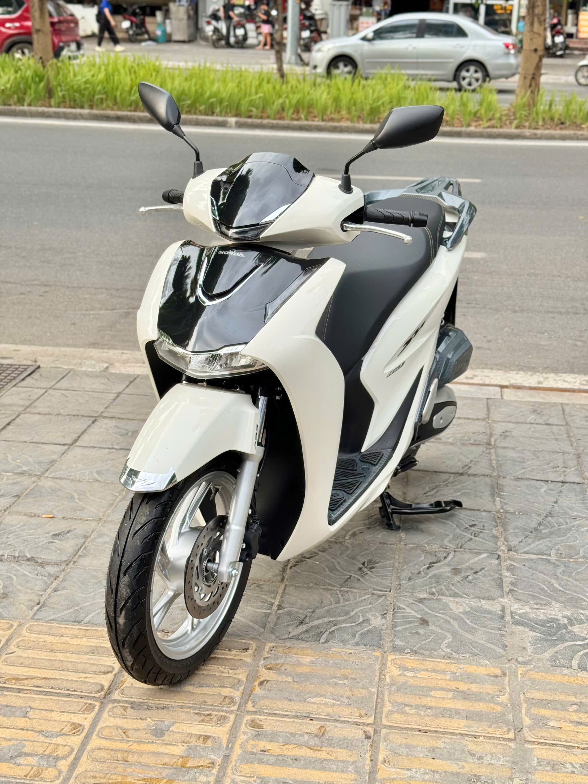 Sh160abs 2026 trắng bao hồ sơ 200km