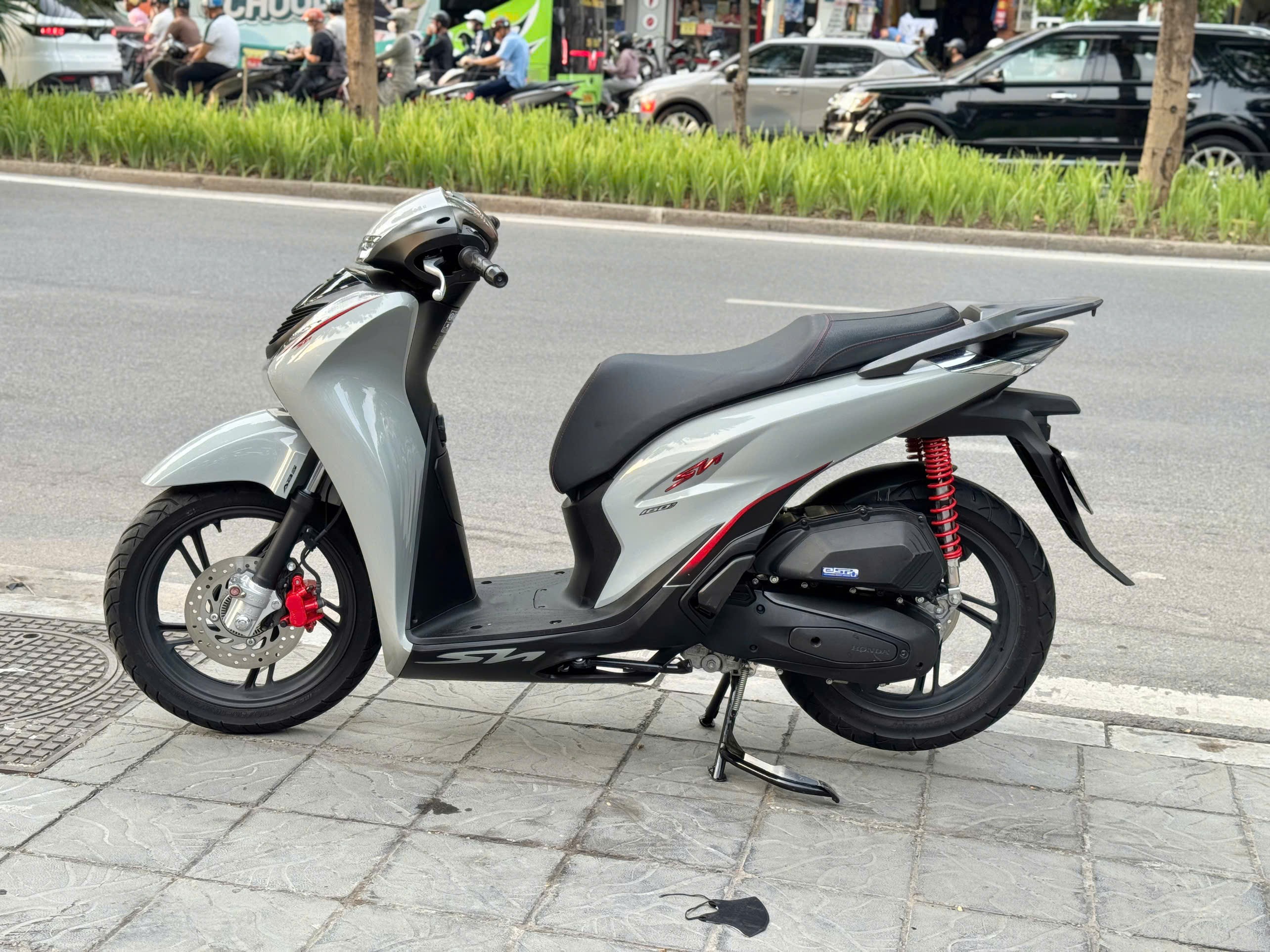 Sh160abs 12/2024 xám 29BG-07014