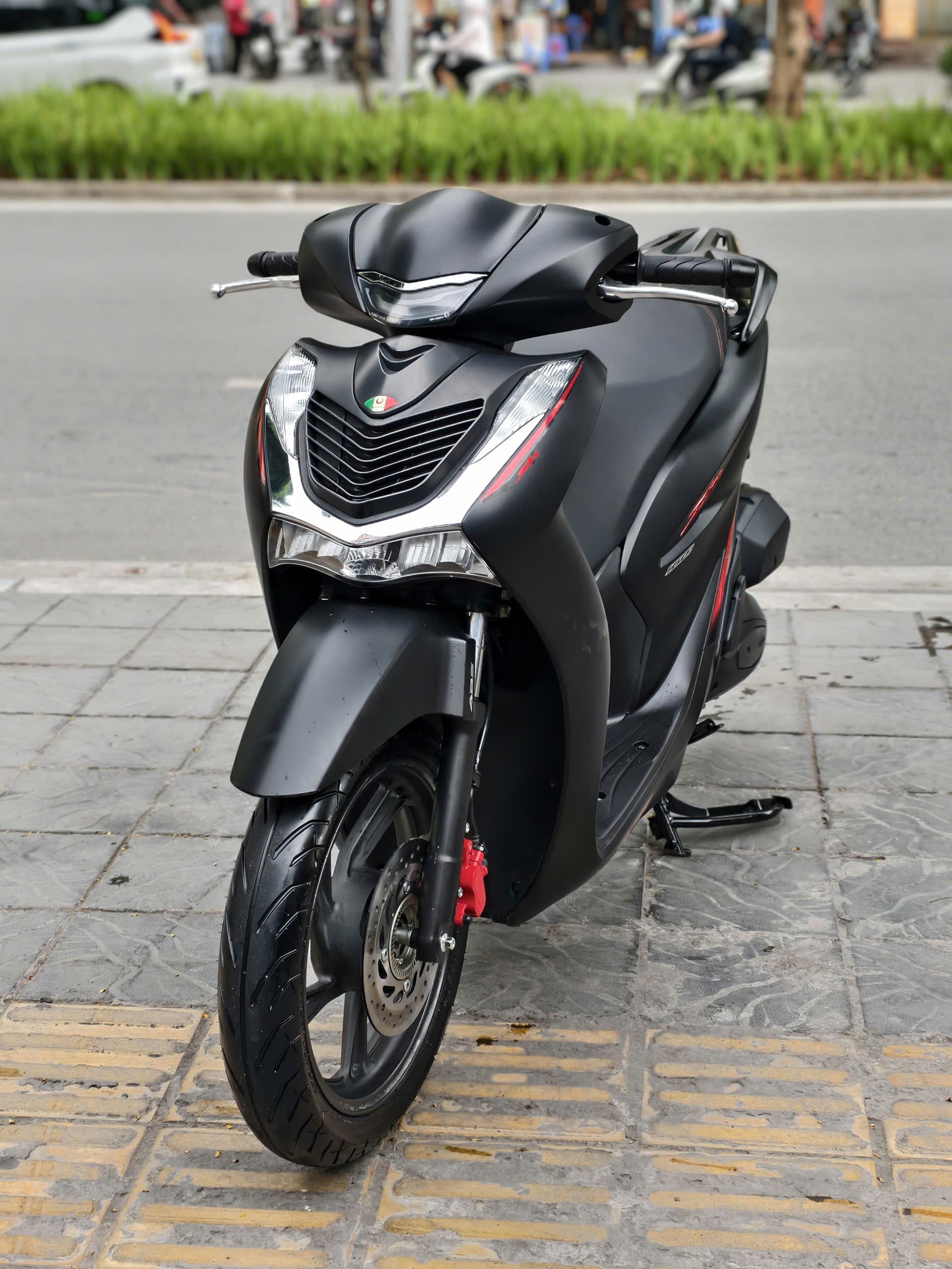 Sh160abs 2023 đen 29AV-00400