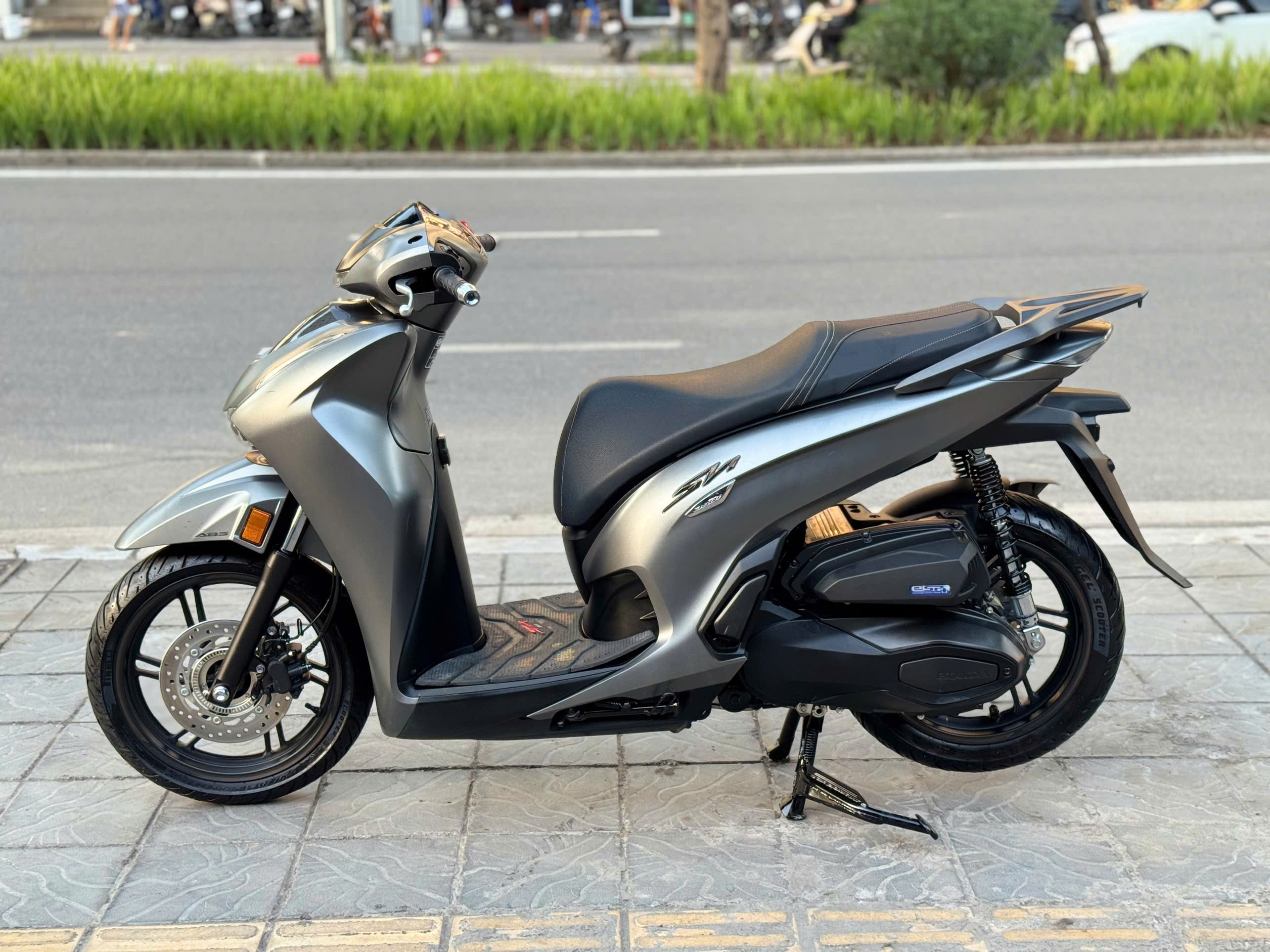 Sh350i 2025 xám titan bao hồ sơ