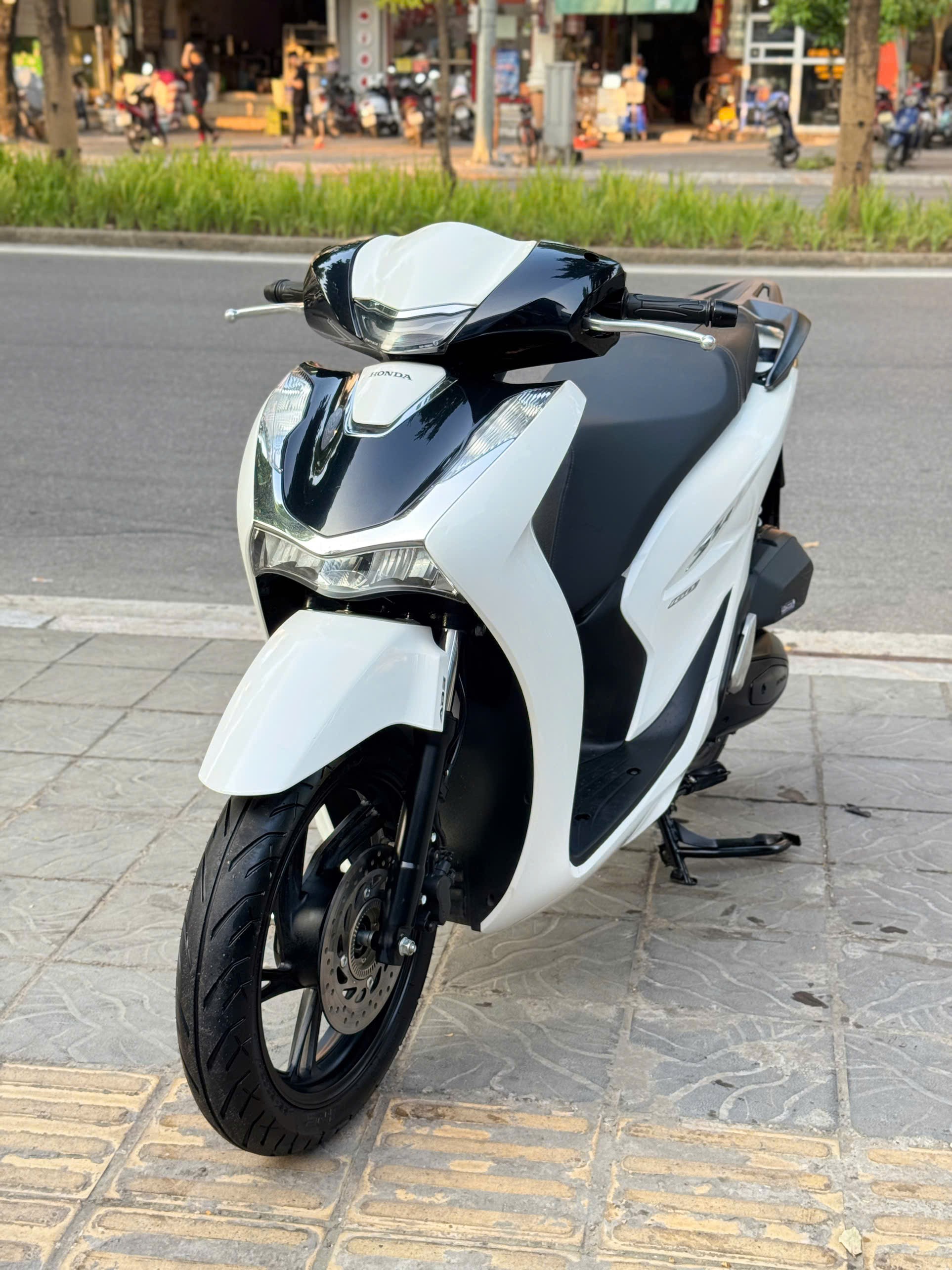 Sh160abs 2025 trắng 29AC-80462