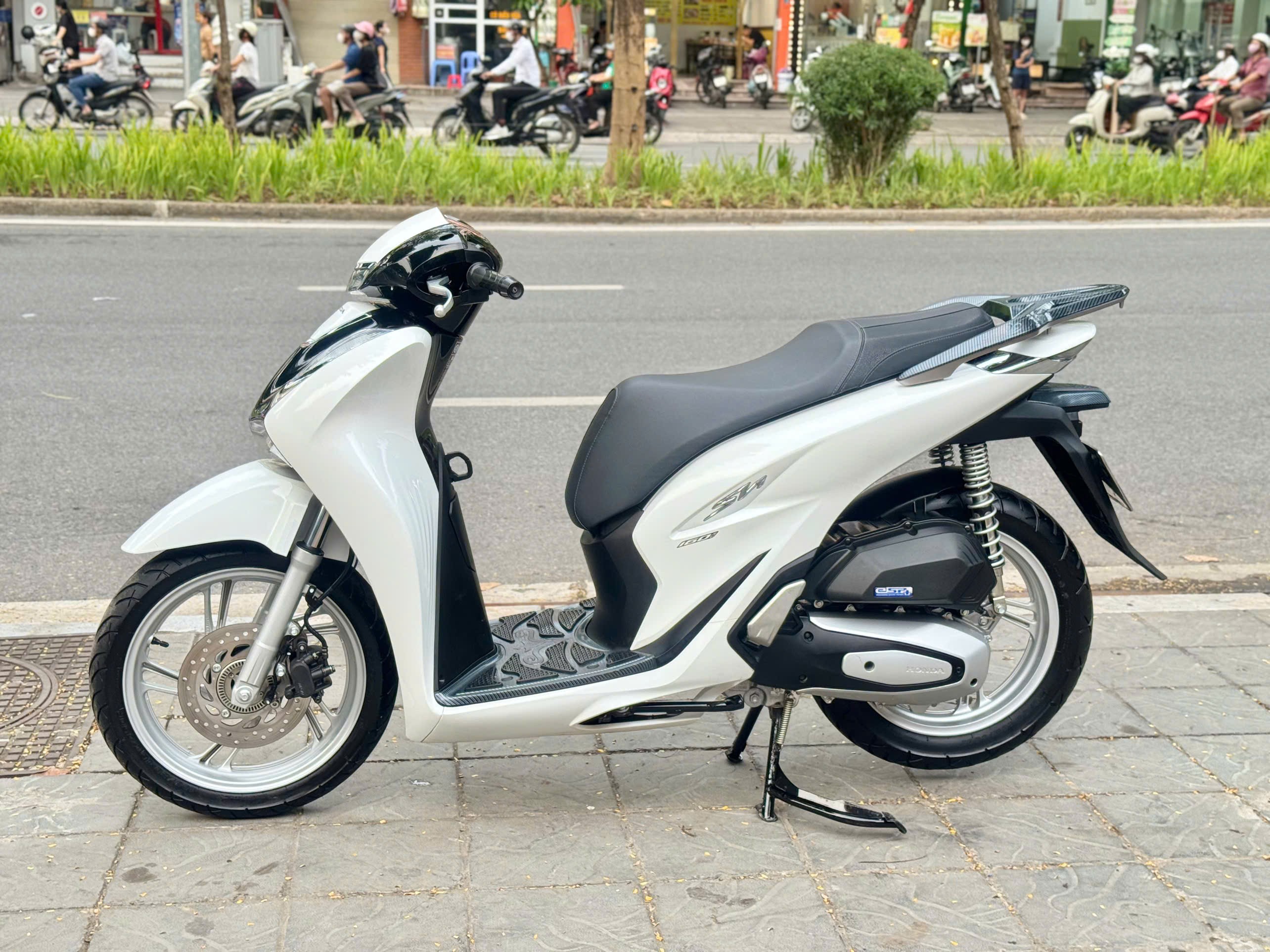Sh160abs 2024 trắng 29AP-00633