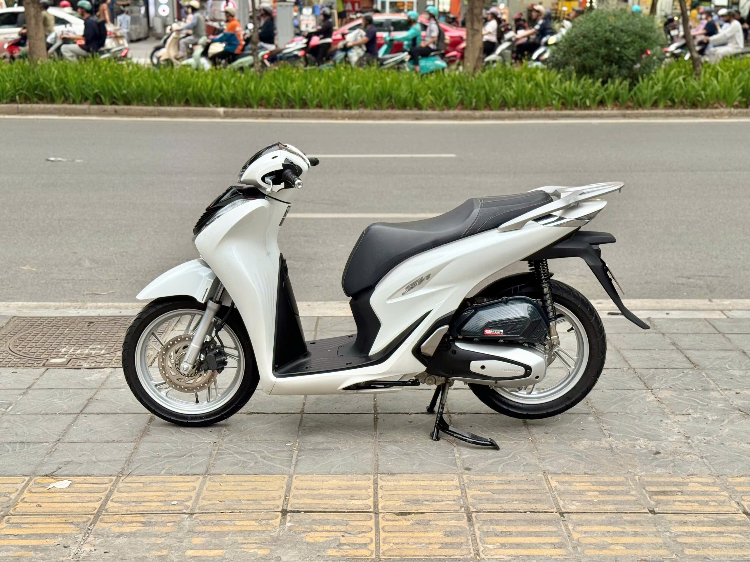 Sh150abs 2020 trắng 29Y3-61976