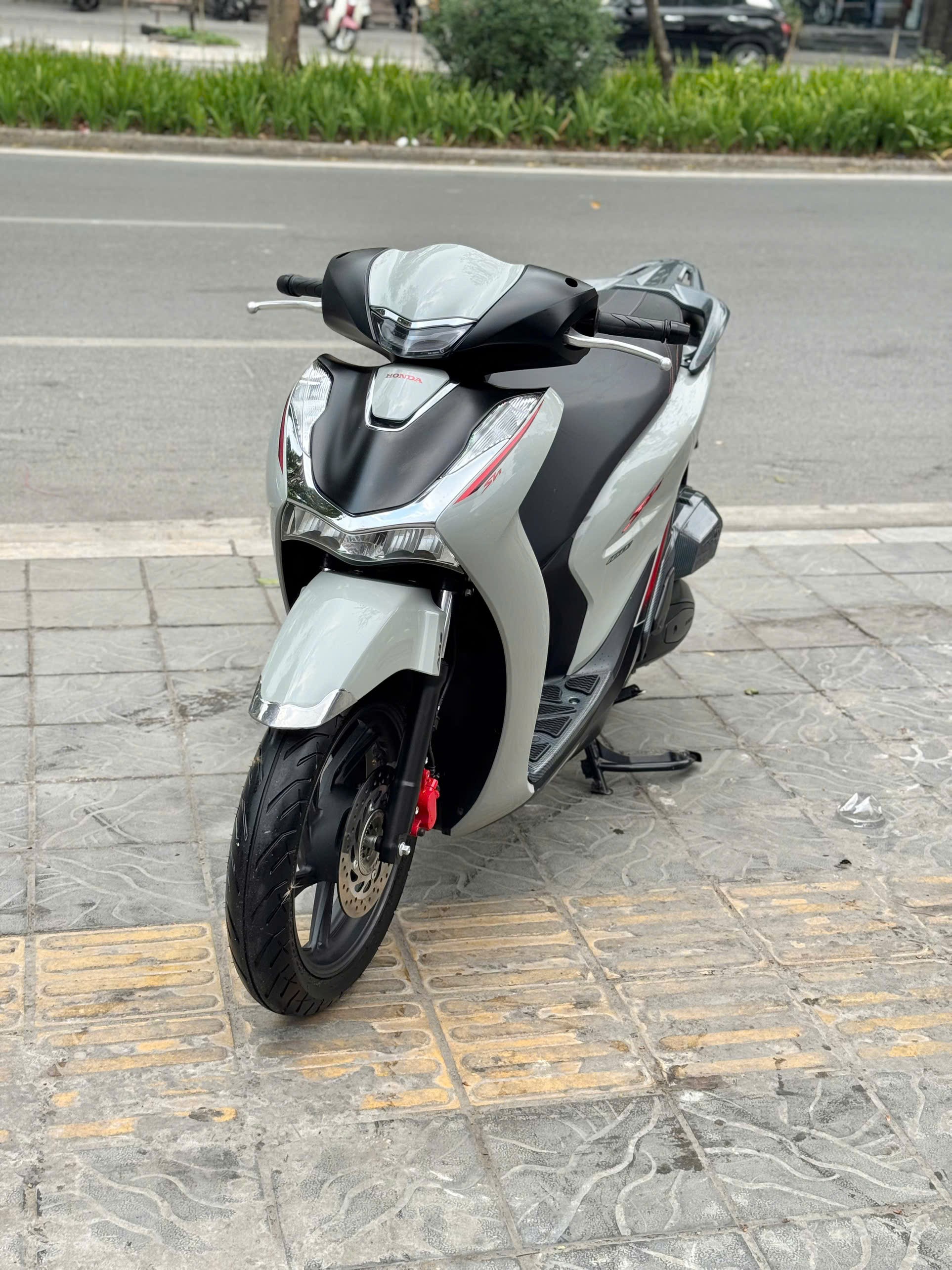Sh160abs 2024 xám 29V7-71850