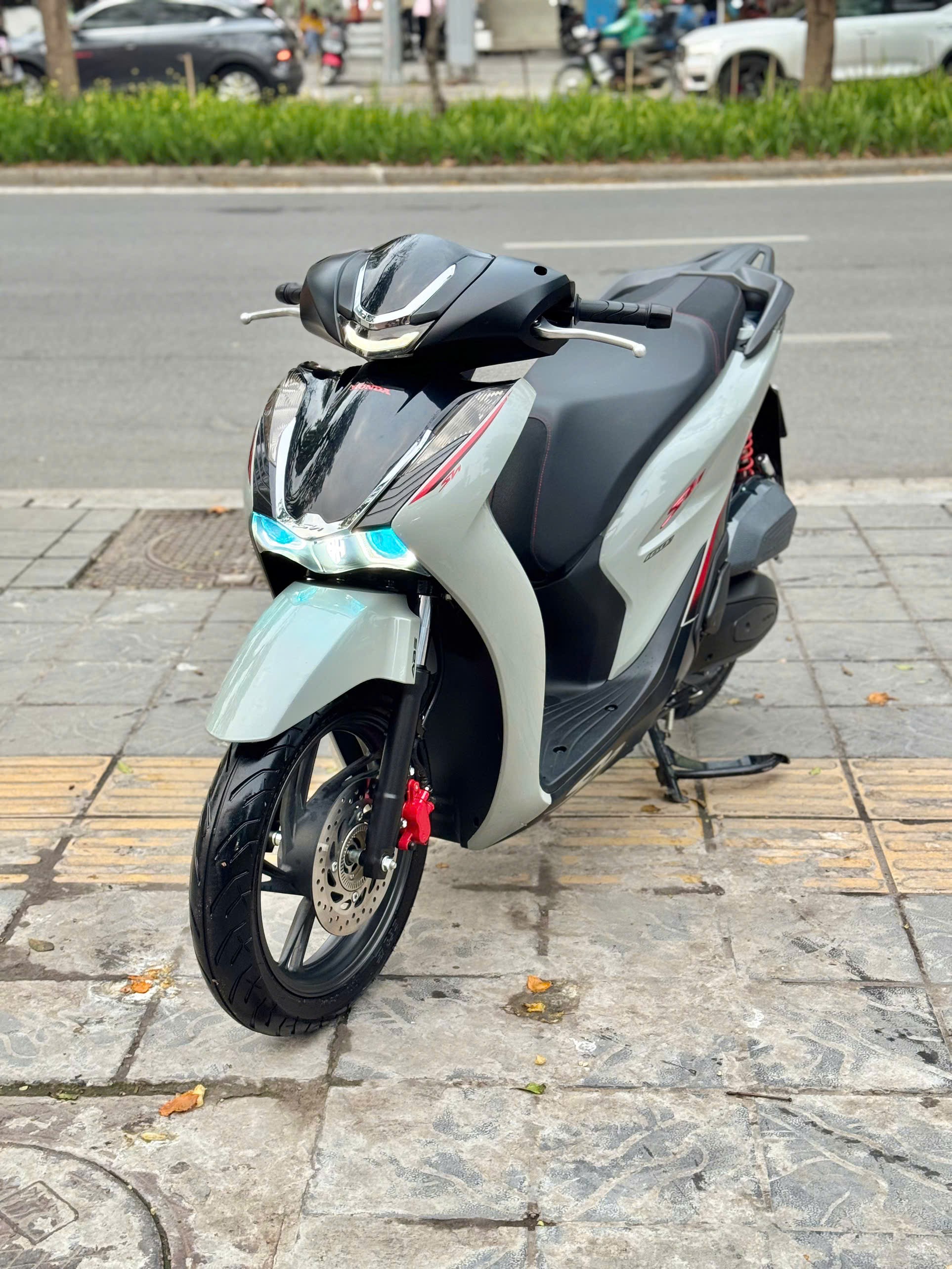 Sh160abs 2025 xám 29AE-73585