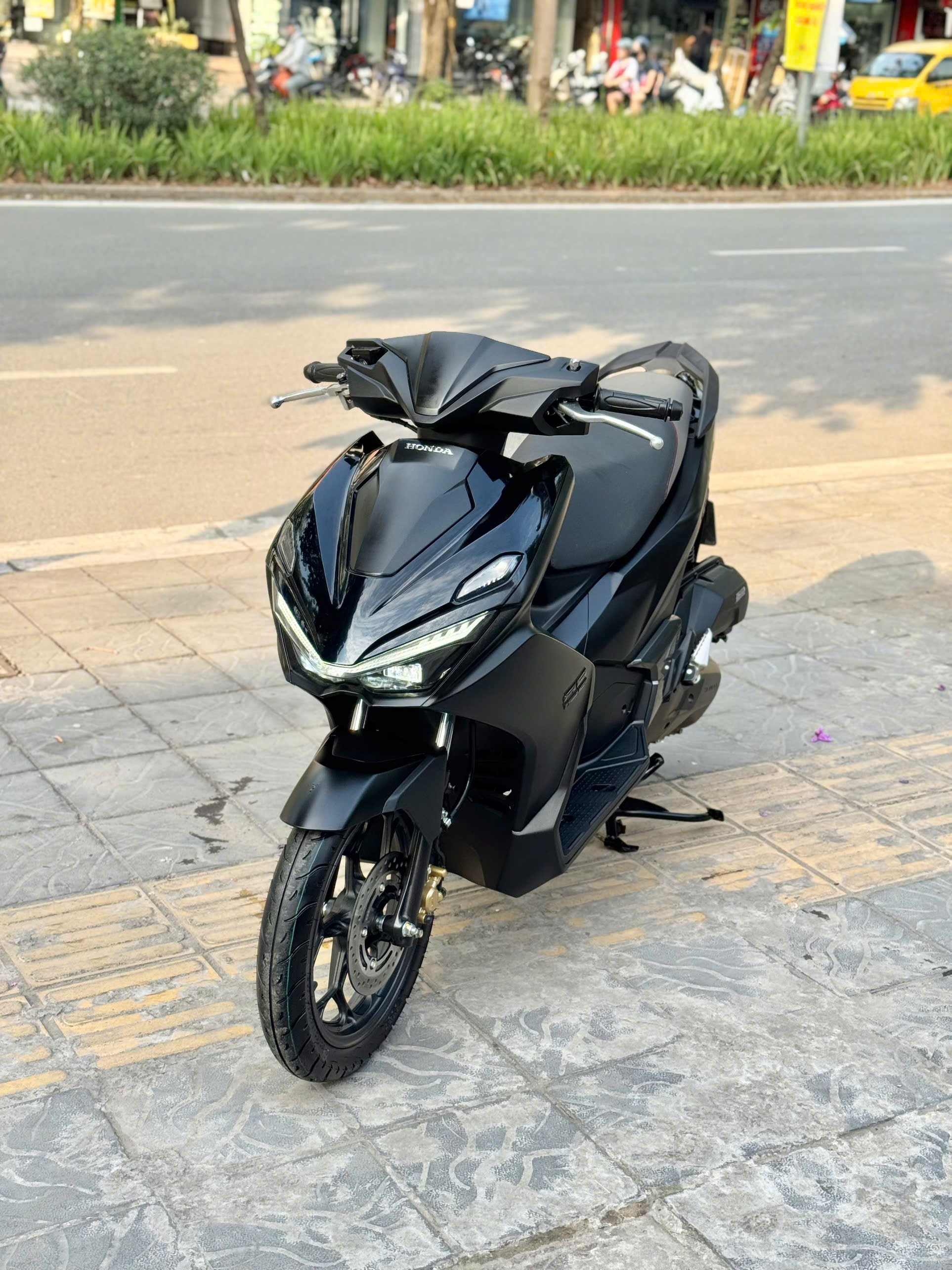 Ab125 2026 đen nhám 35AB-15480