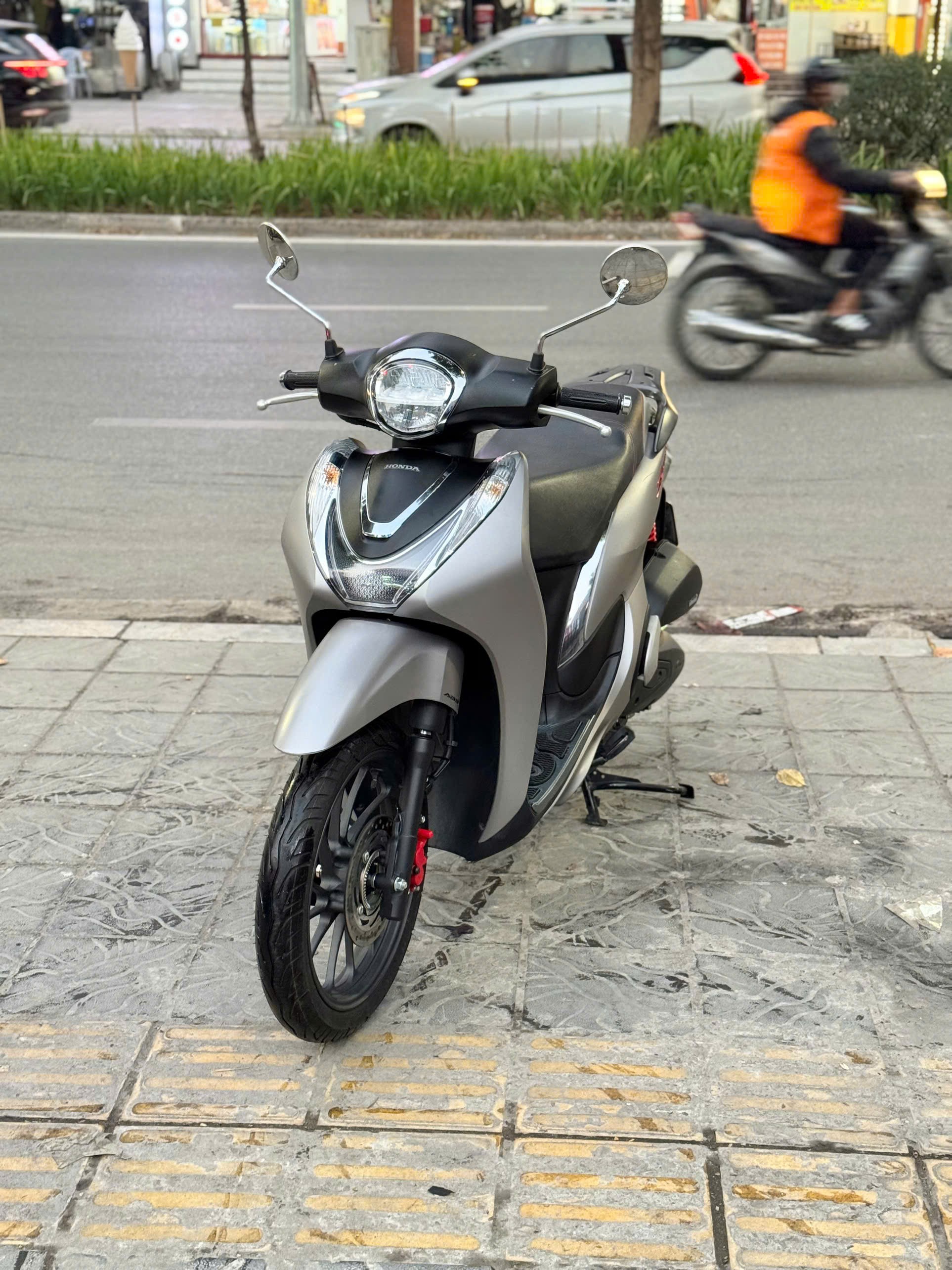 Shmode abs 2025 bạc 29BH-17244