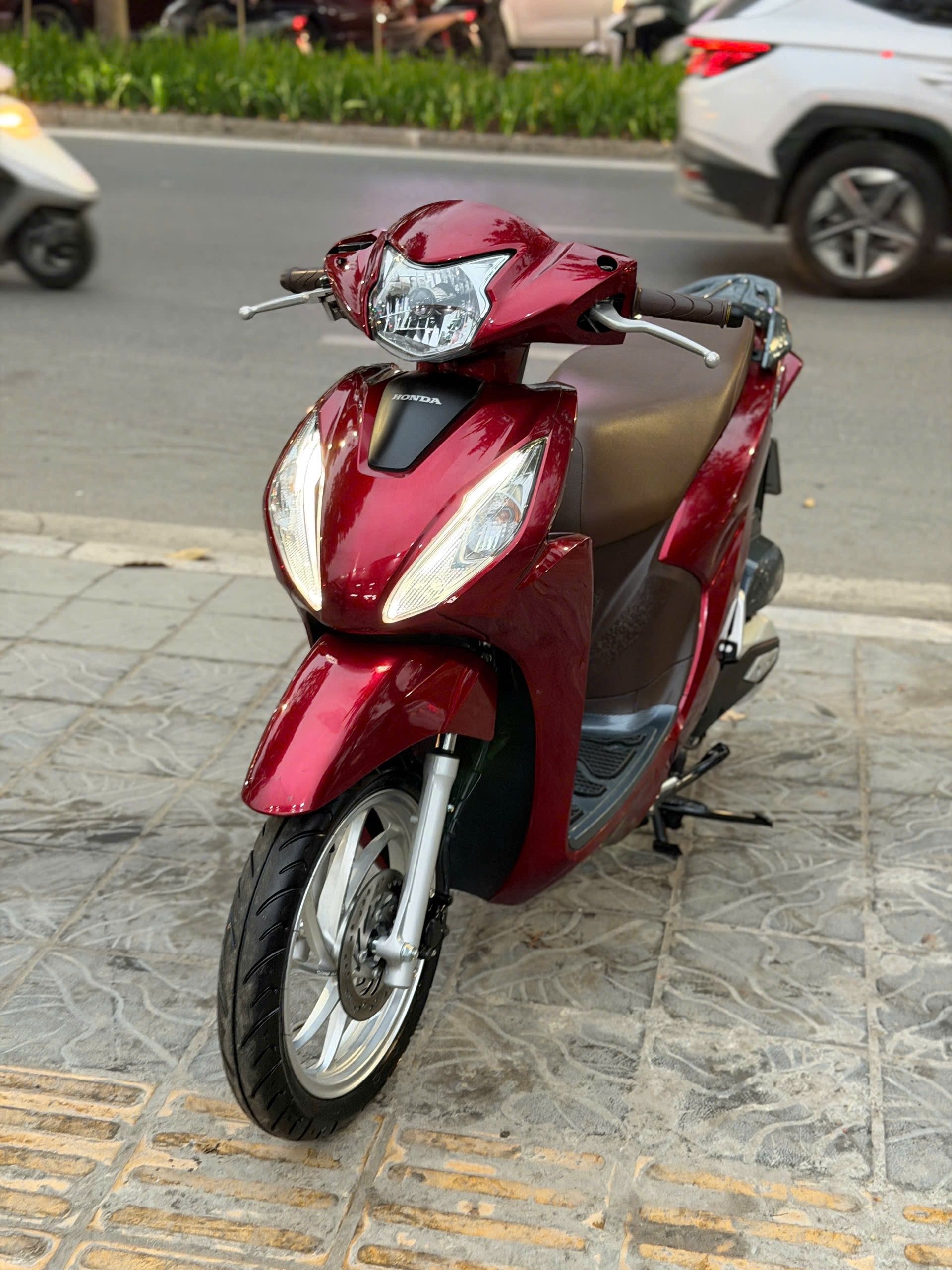 Vision 2025 đỏ