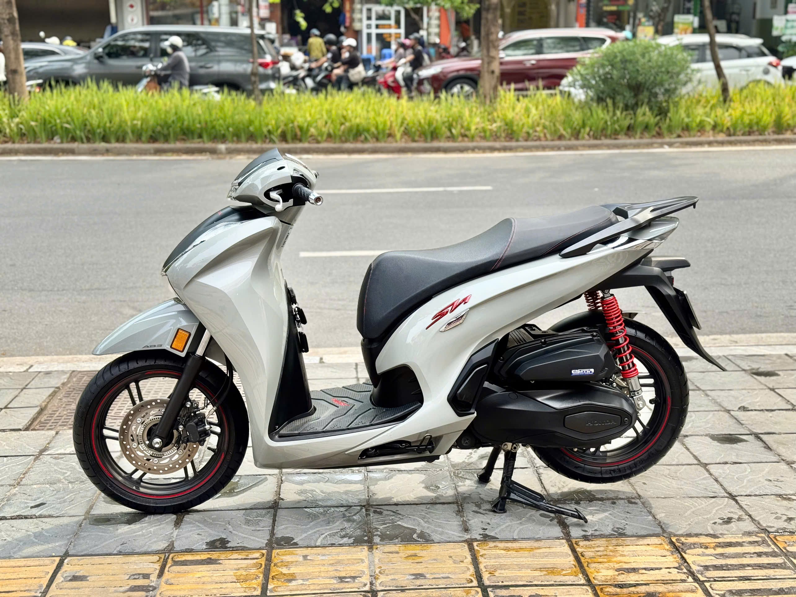 Sh350i 2022 xám 29A1-13677