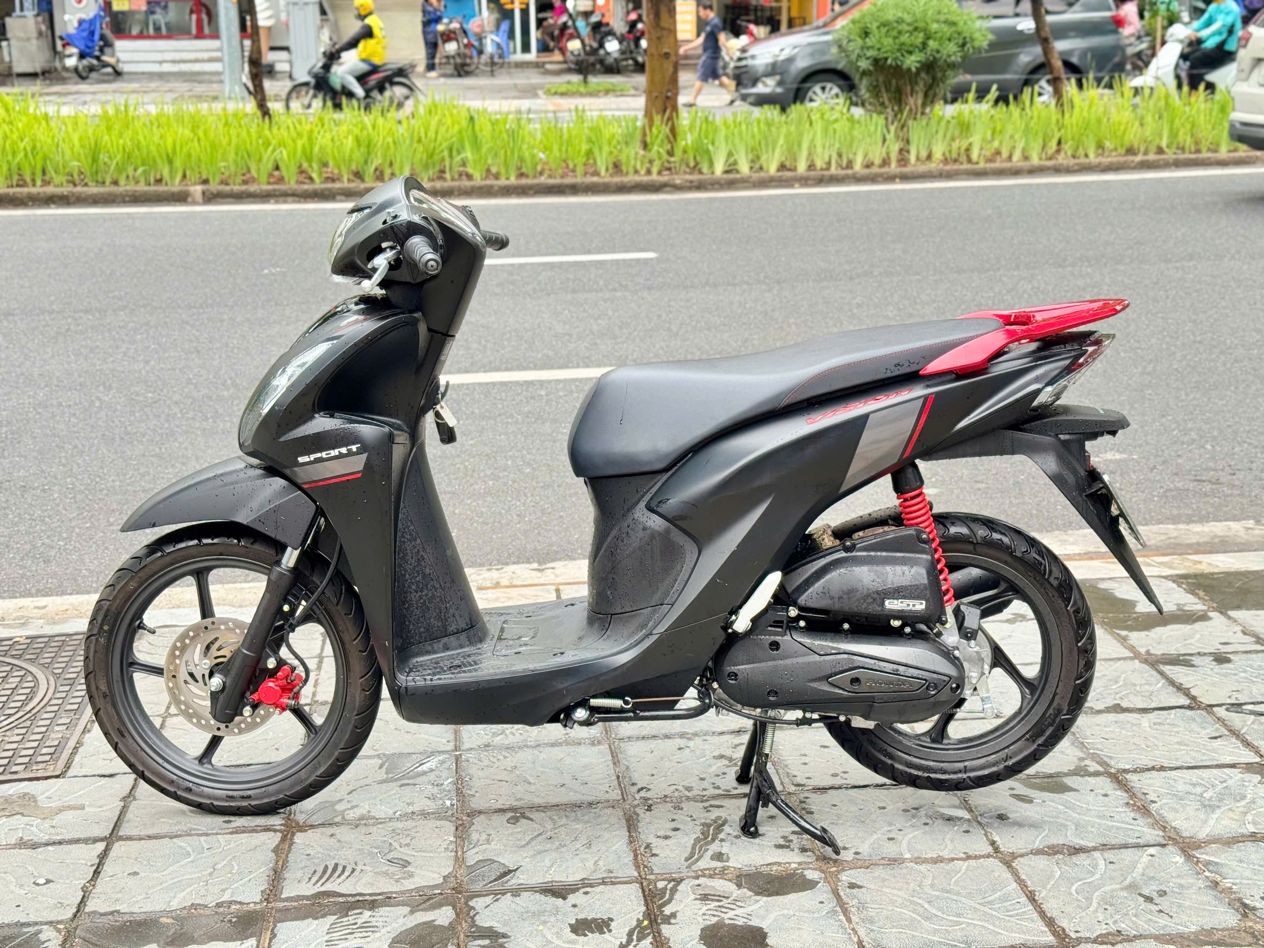 Vision 2026 đen 36AD-88025